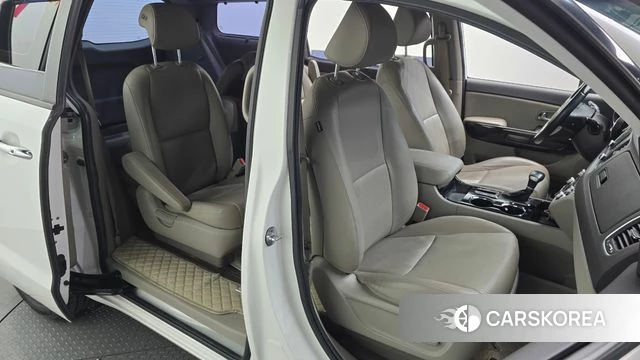 Kia The New Carnival 2019 Белый из Кореи, фото 3