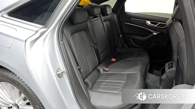 Audi A6 (C8) 2021 Серебряный из Кореи, фото 3