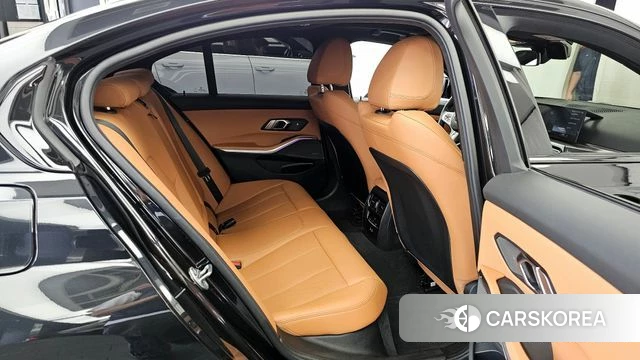 BMW 3 Series (G20) 2023 Черный из Кореи, фото 3
