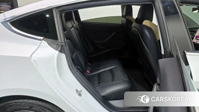 Tesla Model 3 2019 Белый из Кореи, фото 3