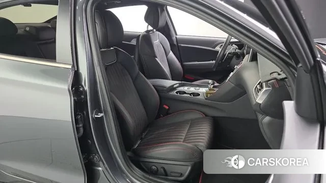 Genesis G70 2019 Черный из Кореи, фото 3