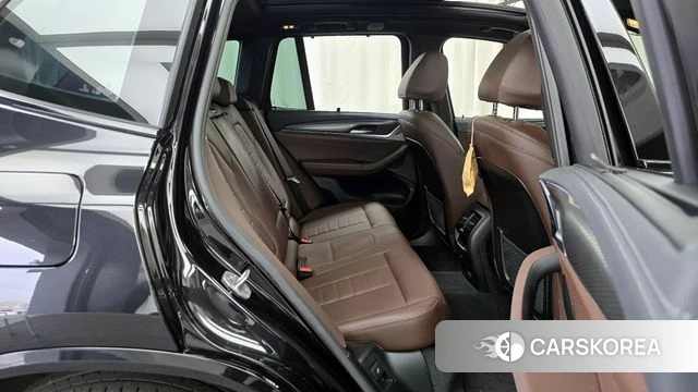 BMW X3 (G01) 2024 Черный из Кореи, фото 3