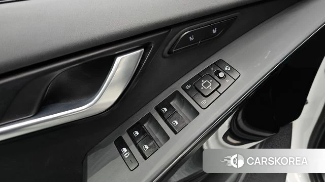 Kia Di All New Niro EV 2024 Белый из Кореи, фото 3