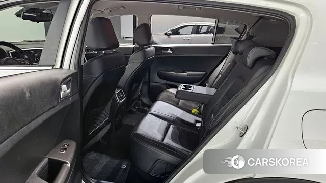 Kia Sportage The Bold 2018 Белый из Кореи, фото 3