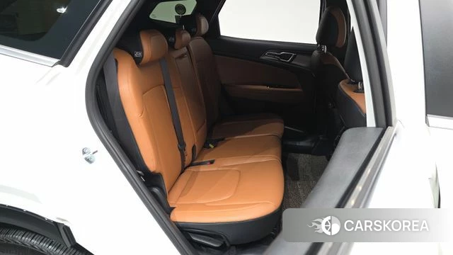 Kia Sportage 5th Generation 2023 Белый из Кореи, фото 3