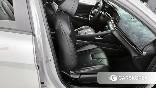 Hyundai Avante (CN7) 2020 Серебряный из Кореи, фото 3