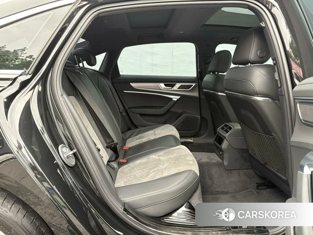 Audi A6L 2024 Черный из Китая, фото 3