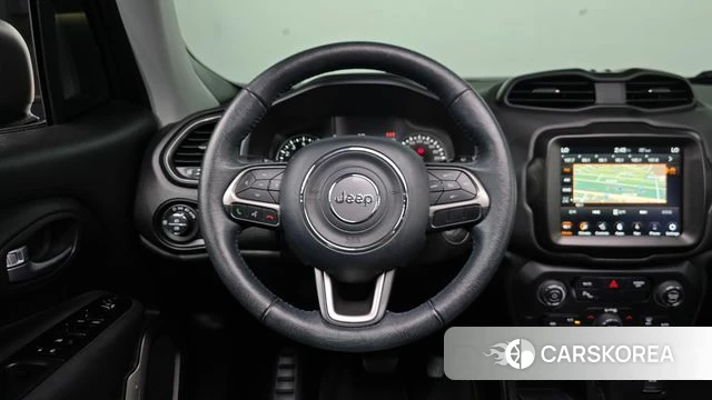 Jeep Renegade 2021 Черный из Кореи, фото 3