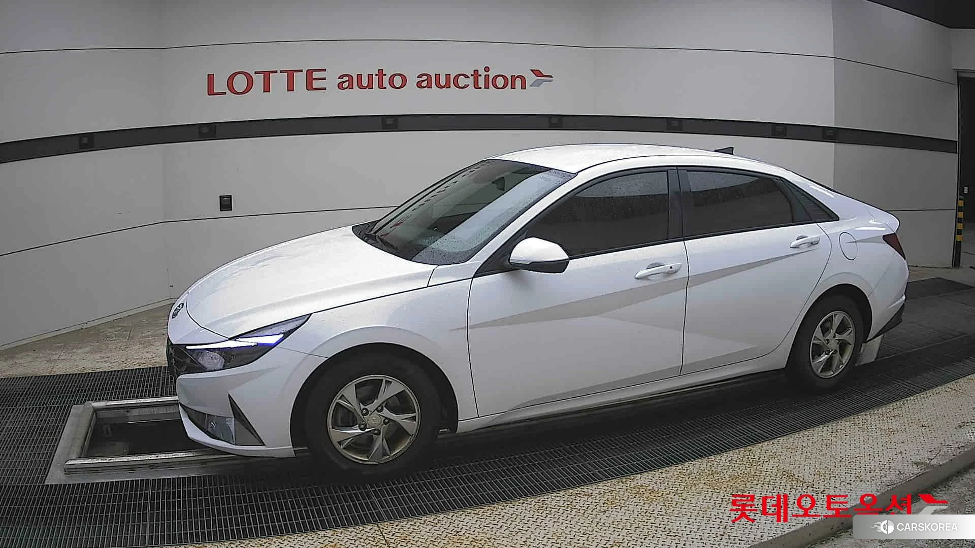 Hyundai Avante 2021 Polar White из Кореи, фото 3