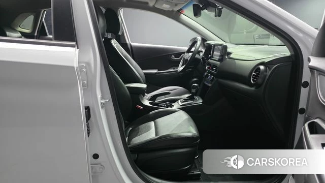 Hyundai Kona 2020 Белый из Кореи, фото 3