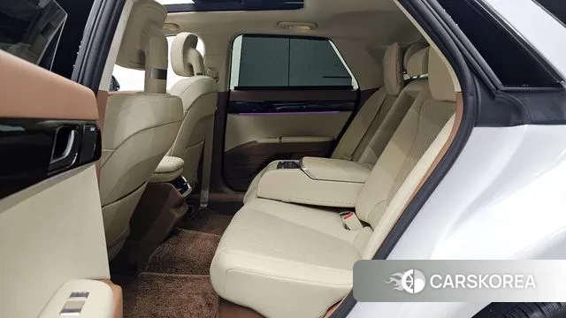 Hyundai Grandeur Hybrid (GN7) 2023 Белый из Кореи, фото 3