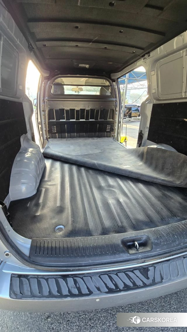 Hyundai The New Grand Starex 2018 Серебристо-серый из Кореи, фото 3