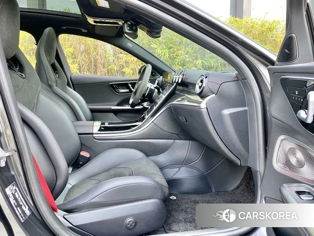 Mercedes-Benz C-class AMG 2024 Темно-серый из Китая, фото 3