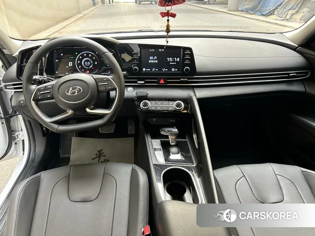 Hyundai Elantra 2022 Белый из Китая, фото 3