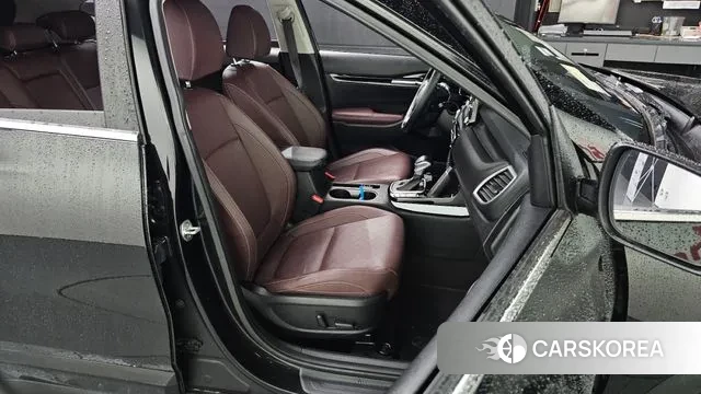 Kia Seltos 2022 Черный из Кореи, фото 3