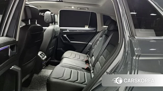 Volkswagen Tiguan second Generation 2024 Серый из Кореи, фото 3