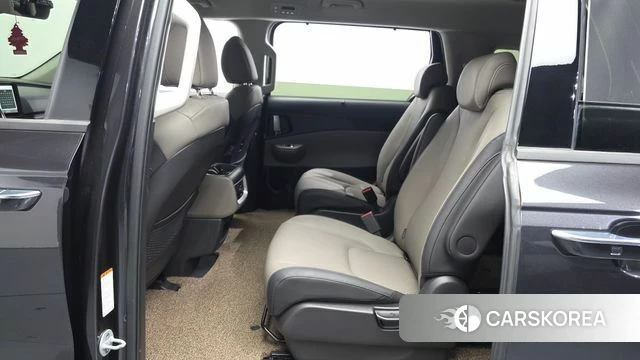 Kia The New Carnival 4th Generation 2025 Серый из Кореи, фото 3