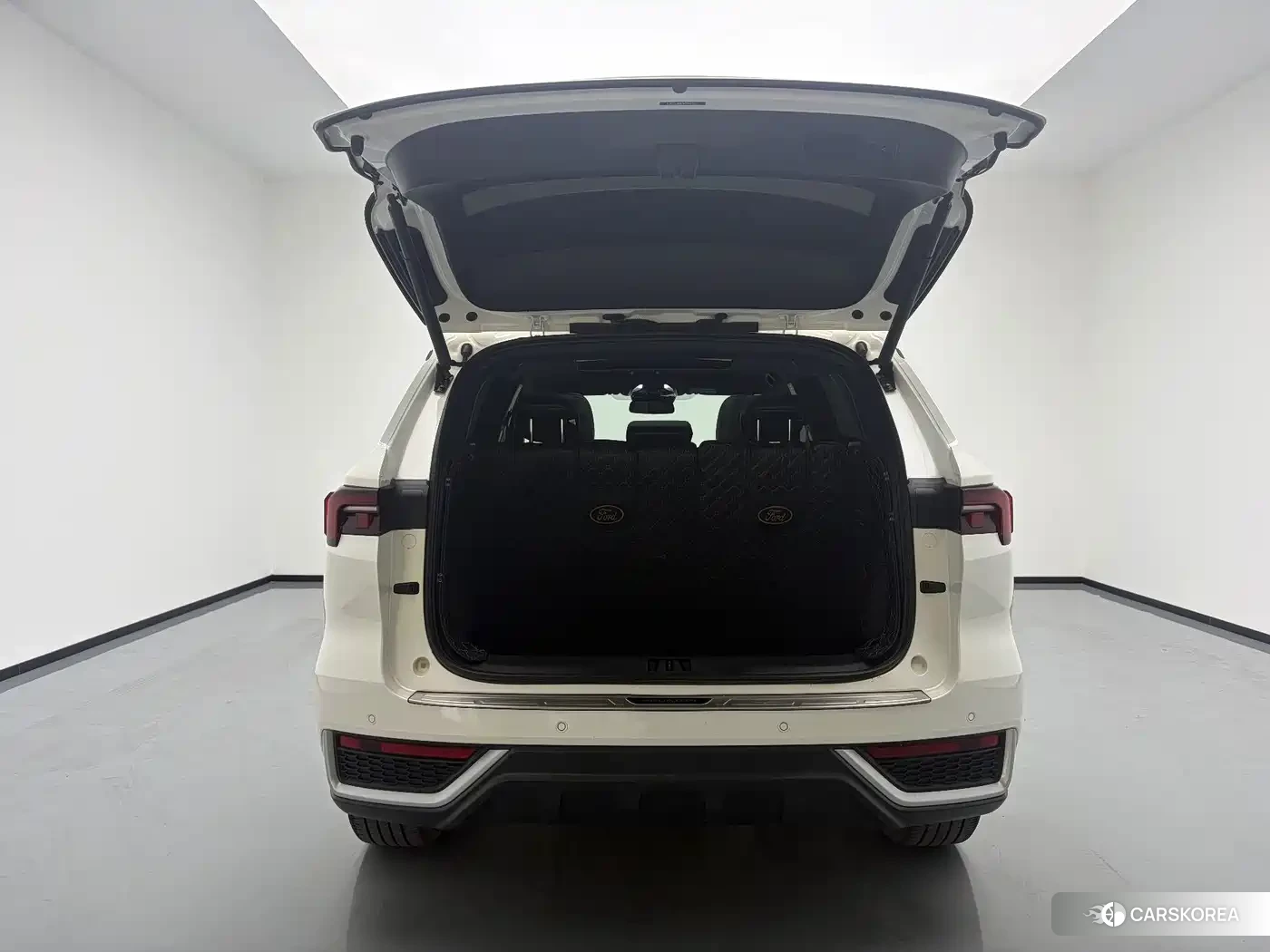 Ford Equator 2023 Белый из Китая, фото 3