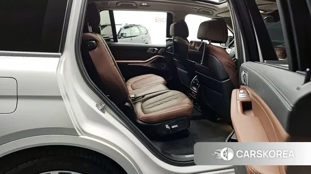 BMW X7 (G07) 2022 Белый из Кореи, фото 3