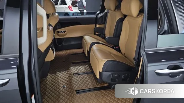 Kia Carnival 4th generation 2023 Серый из Кореи, фото 3