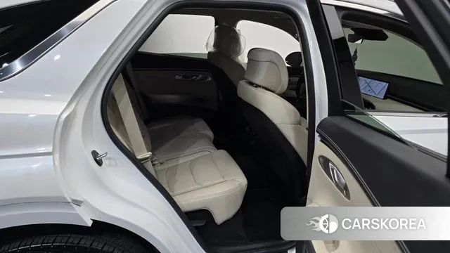 Genesis GV70 2024 Белый из Кореи, фото 3