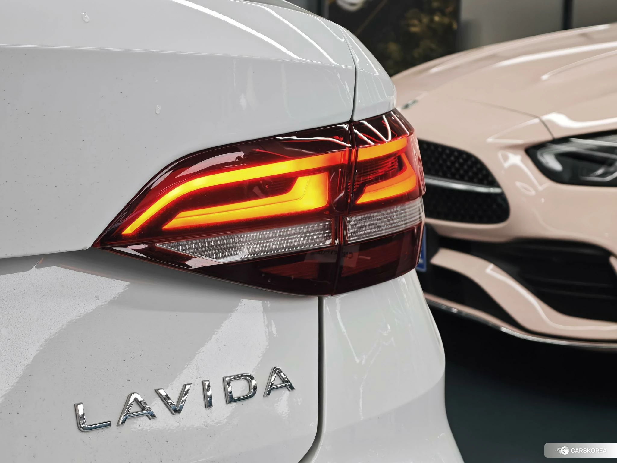 Volkswagen Lavida 2026 Белый из Китая, фото 3