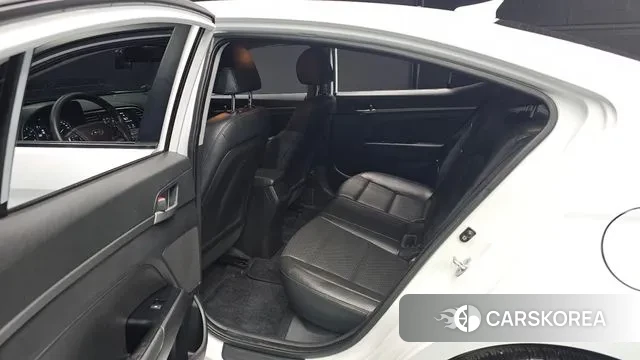 Hyundai Avante AD 2018 Белый из Кореи, фото 3