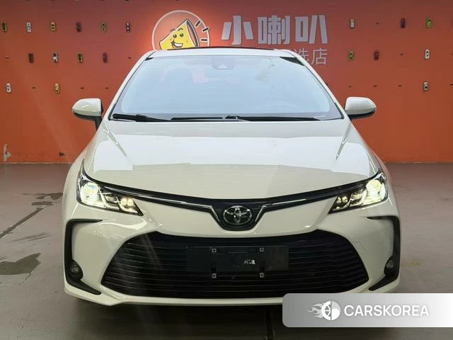 Toyota Corolla 2022 Белый из Китая, фото 3