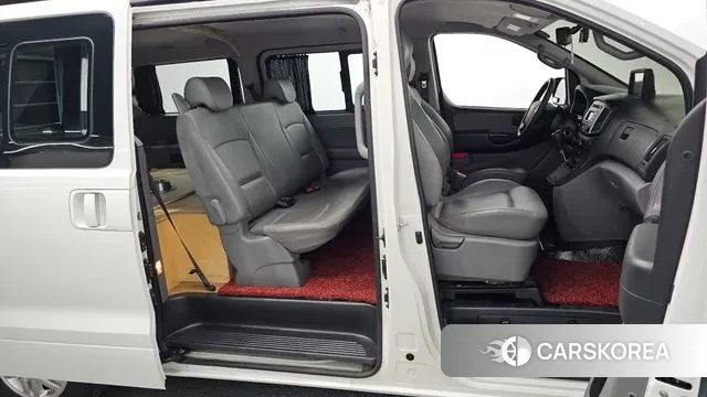 Hyundai The New Grand Starex 2019 Белый из Кореи, фото 3