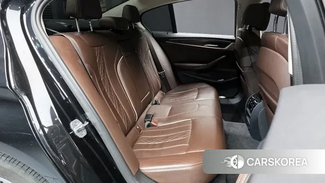 BMW 5 Series (G30) 2019 Черный из Кореи, фото 3