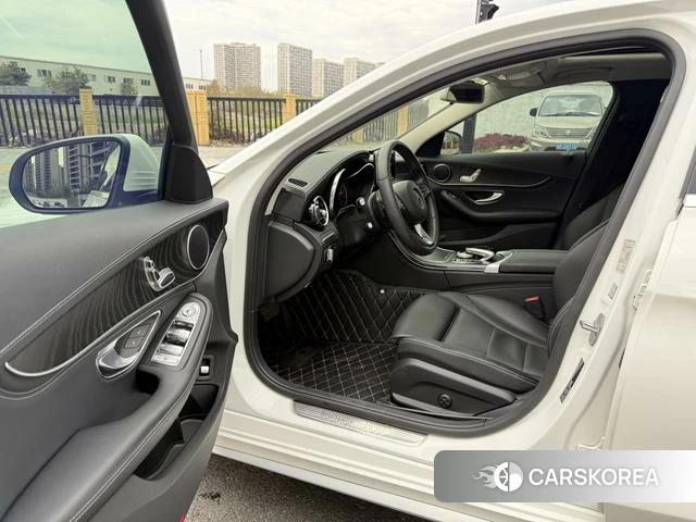 Mercedes-Benz Class C 2018 Белый из Китая, фото 3