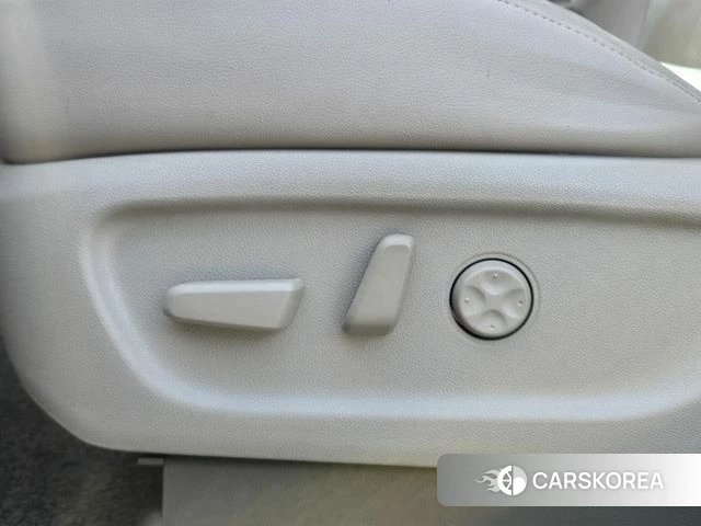 Kia The New Carnival 2019 Серый из Кореи, фото 3