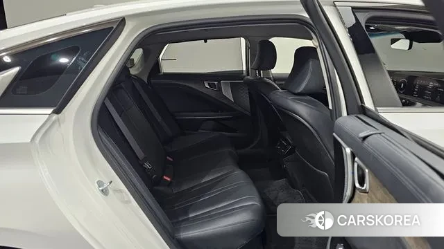 Kia K8 Hybrid 2023 Белый из Кореи, фото 3