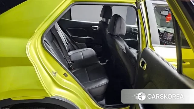 Hyundai Venue 2021 Желтый из Кореи, фото 3