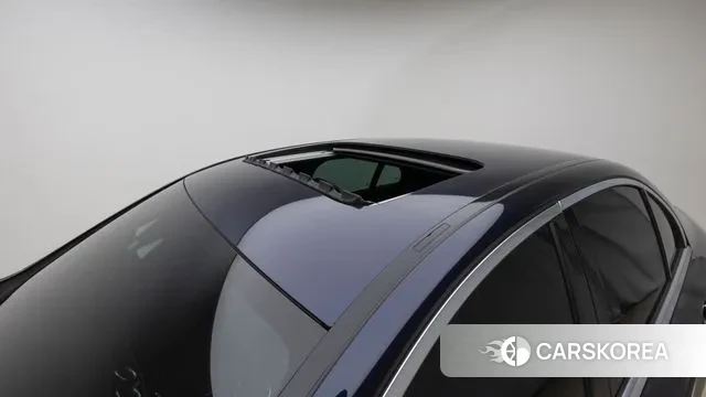 Mercedes-Benz E-Class W213 2022 Синий из Кореи, фото 3