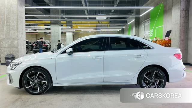 Audi A3 2021 Белый из Китая, фото 3