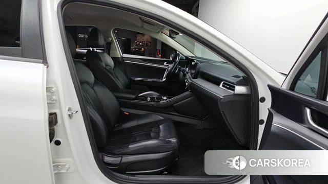 Kia K5 3rd generation 2020 Белый из Кореи, фото 3