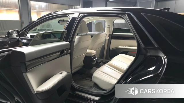 Hyundai Grandeur Hybrid (GN7) 2023 Черный из Кореи, фото 3