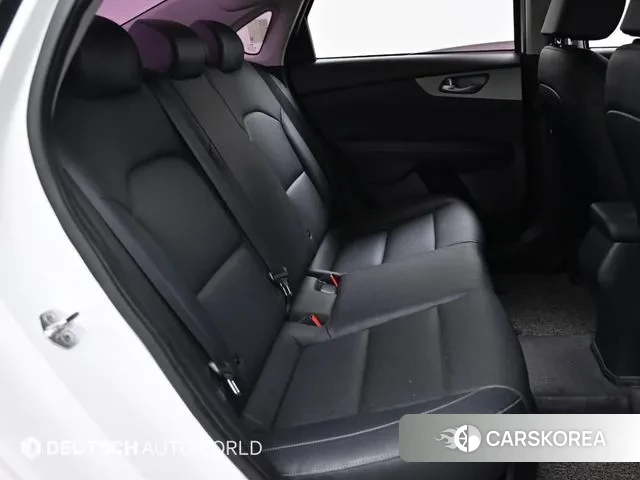 Kia Come New K3 2019 Белый из Кореи, фото 3