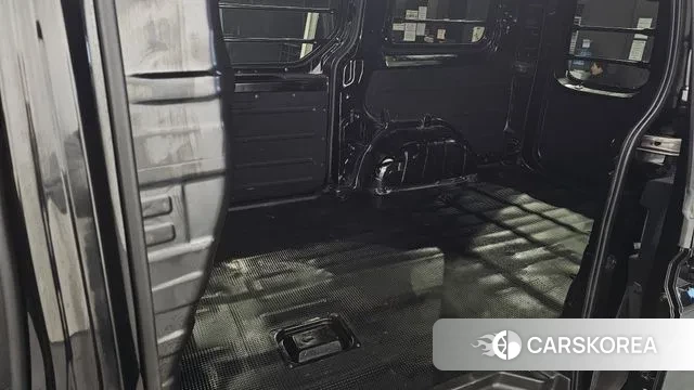 Hyundai Staria 2021 Черный из Кореи, фото 3