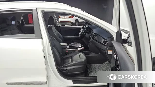 Kia Niro EV 2021 Белый из Кореи, фото 3