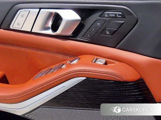 BMW X7 (G07) 2022 Серый из Кореи, фото 3