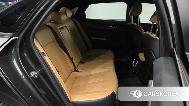 Kia K5 3rd generation 2021 Серый из Кореи, фото 3