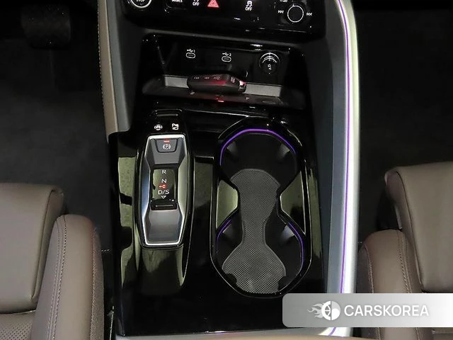 Audi Q5 (80A) 2025 Белый из Кореи, фото 3