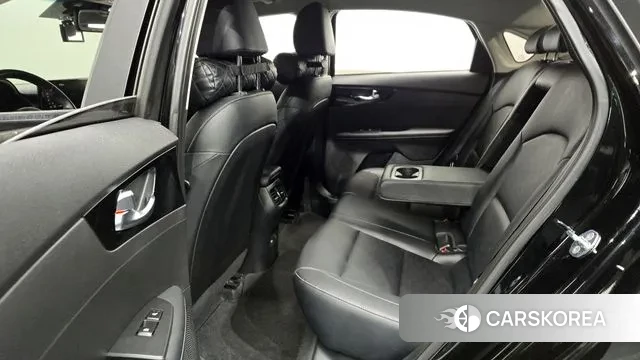 Kia The New K3 2nd generation 2022 Черный из Кореи, фото 3