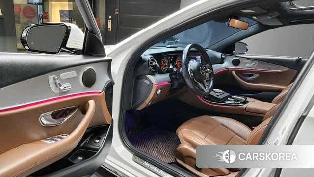 Mercedes-Benz E-Class W213 2019 Белый из Кореи, фото 3