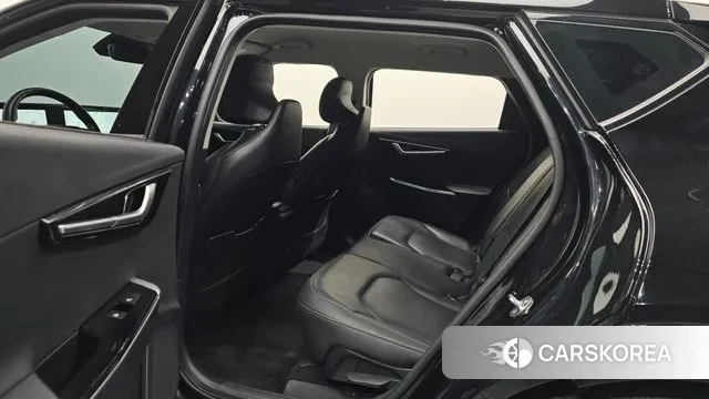 Kia EV6 2021 Черный из Кореи, фото 3