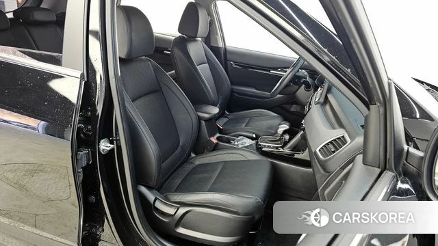 Kia Seltos 2022 Черный из Кореи, фото 3