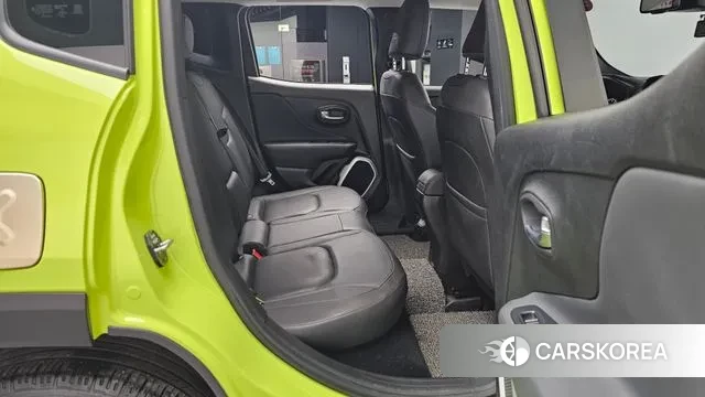 Jeep Renegade 2018 Светло-зеленый из Кореи, фото 3