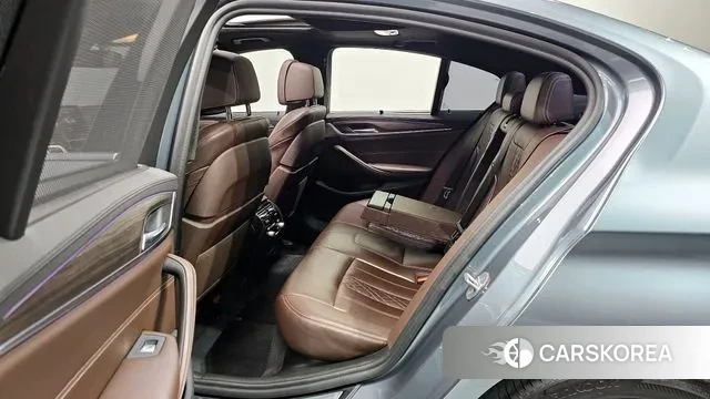 BMW 5 Series (G30) 2020 Серый из Кореи, фото 3